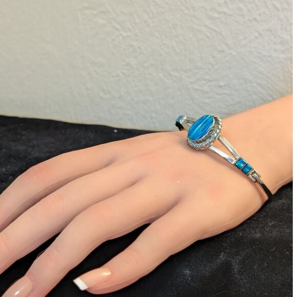 Vintage Mexico Artisan 925 Sterling Blue Opal Doublet Hinged Cuff Bracelet - Picture 10 of 15